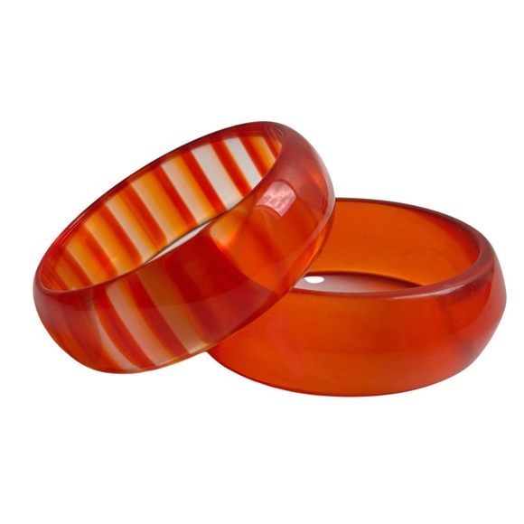 Two Vintage 60s Genuine Lucite Best Plastics Bangle Bracelets - Picture 3 of 11